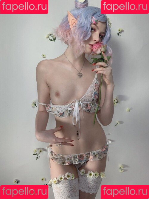 Tsuki Desu Onlyfans Photo Gallery 