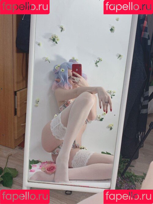 Tsuki Desu Onlyfans Photo Gallery 