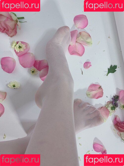 Tsuki Desu Onlyfans Photo Gallery 