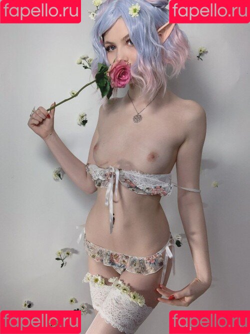 Tsuki Desu Onlyfans Photo Gallery 