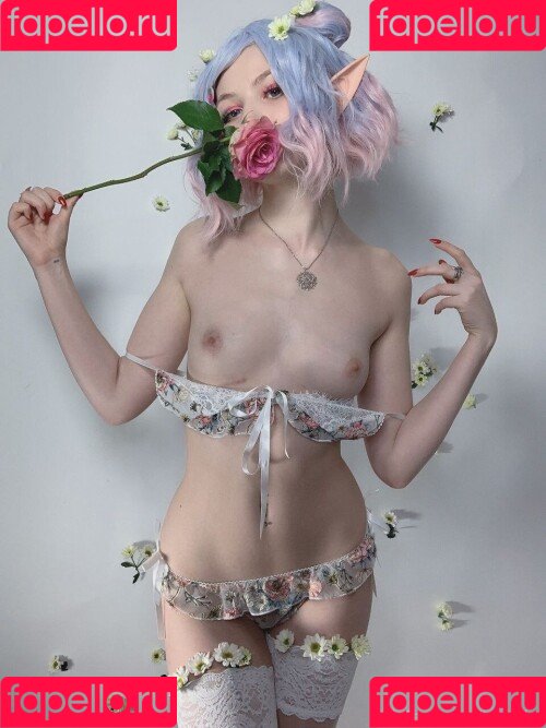 Tsuki Desu Onlyfans Photo Gallery 