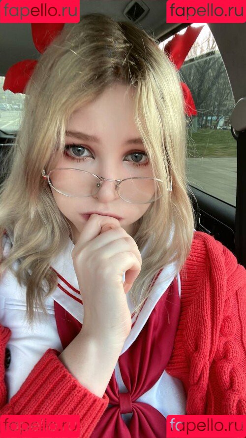 Tsuki Desu Onlyfans Photo Gallery 