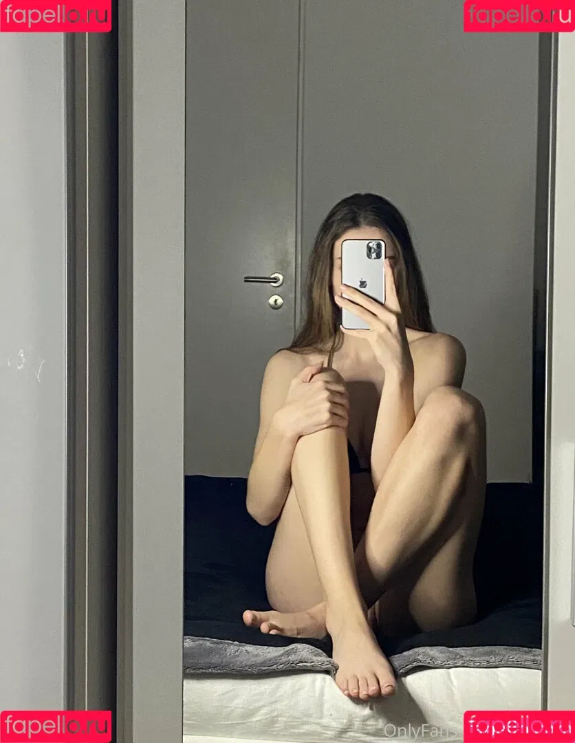 SophieKC Onlyfans Photo Gallery 