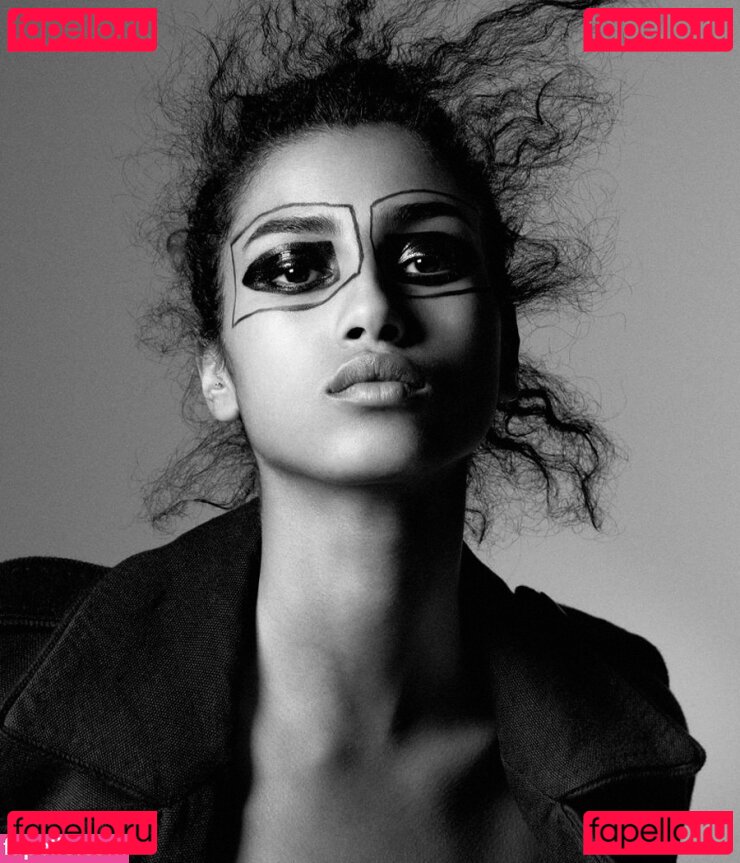 Imaan Hammam / imaanhammam Onlyfans Photo Gallery 