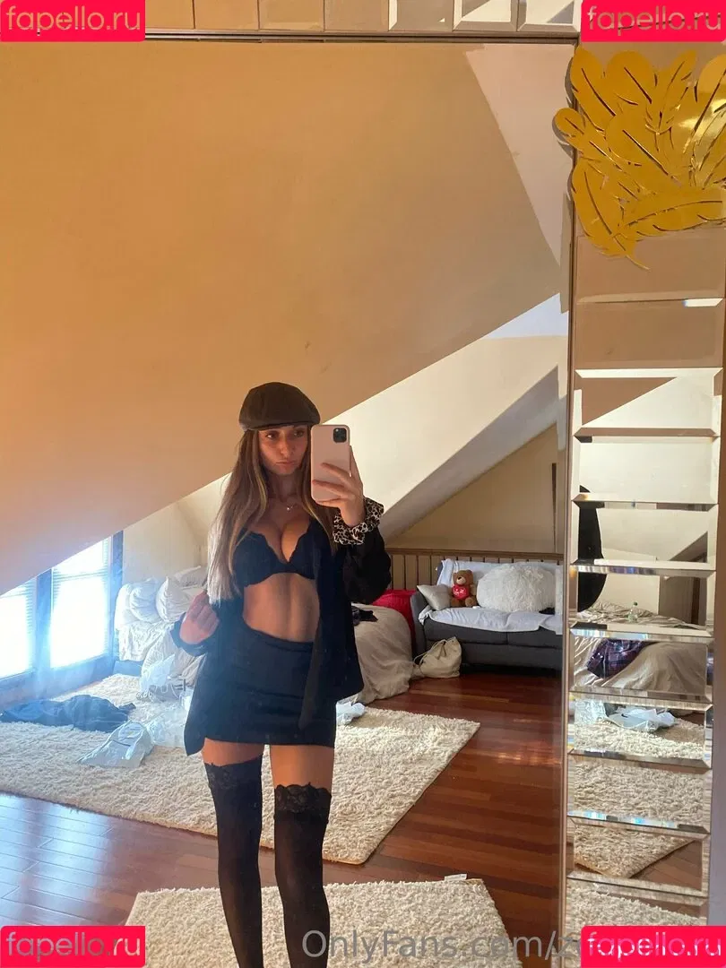 Zoe Wilder Onlyfans Photo Gallery 