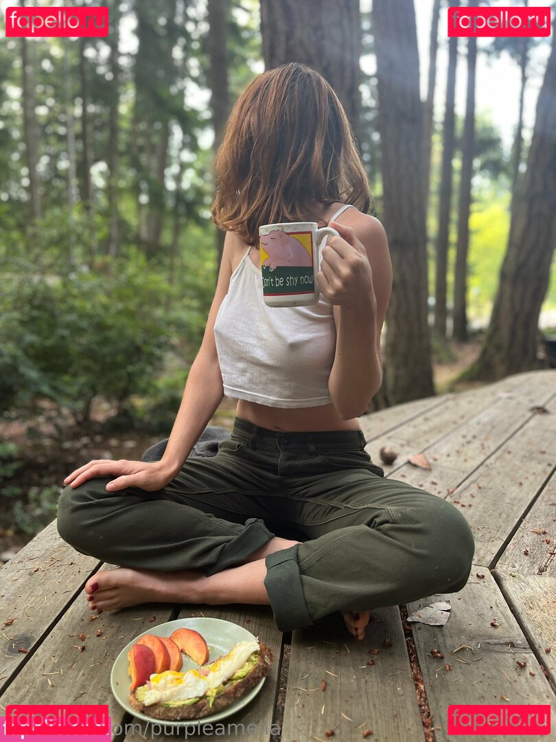 offgridamelia Onlyfans Photo Gallery 