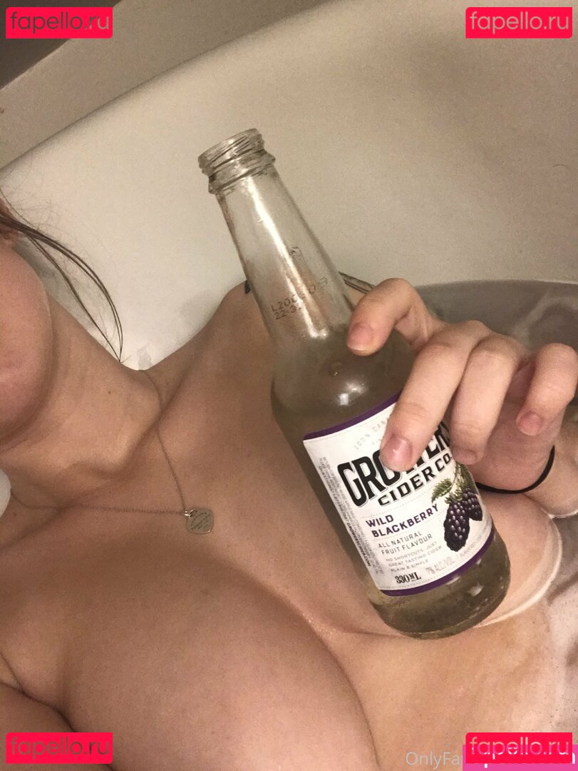 korkor / missabenakorkor Onlyfans Photo Gallery 