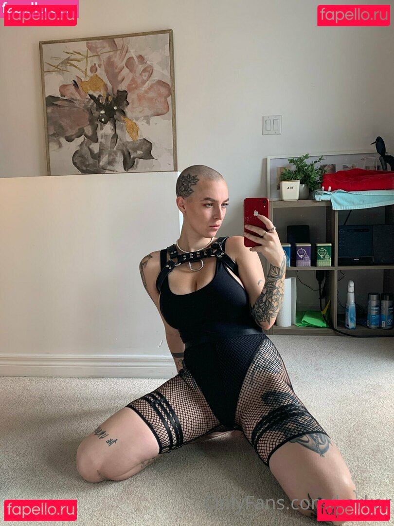 korkor / missabenakorkor Onlyfans Photo Gallery 