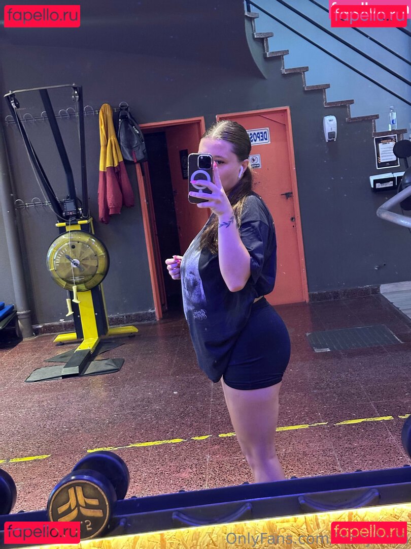 Ieasybella / izzysweet_ Onlyfans Photo Gallery 