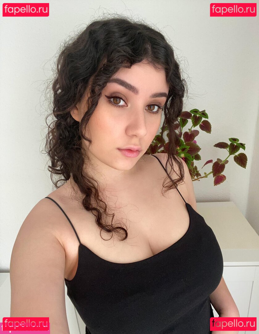 Yazzi / itz__yazmin / yazzi1 Onlyfans Photo Gallery 