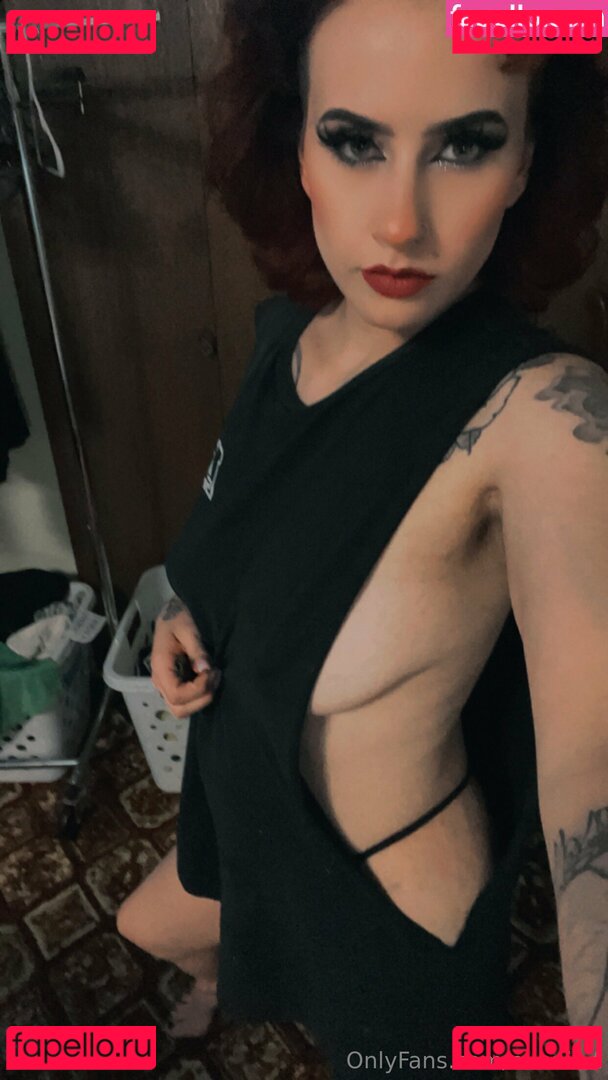 minnie.t / shopminniets Onlyfans Photo Gallery 