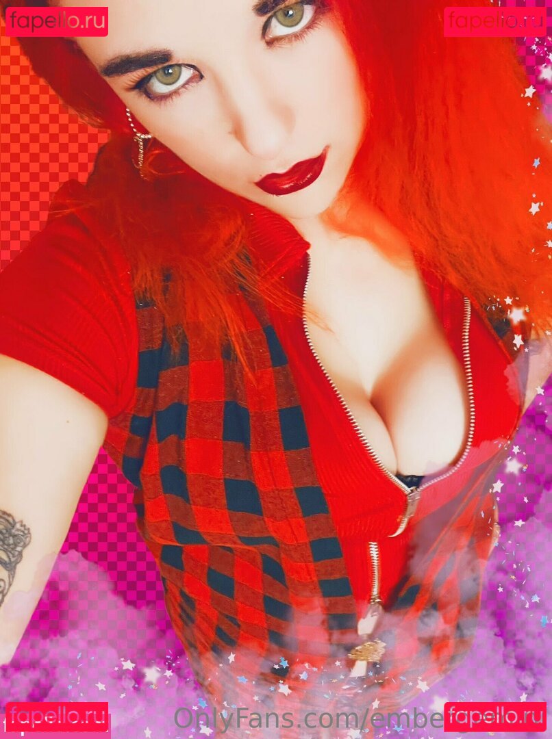 emberdarling / embergemini Onlyfans Photo Gallery 