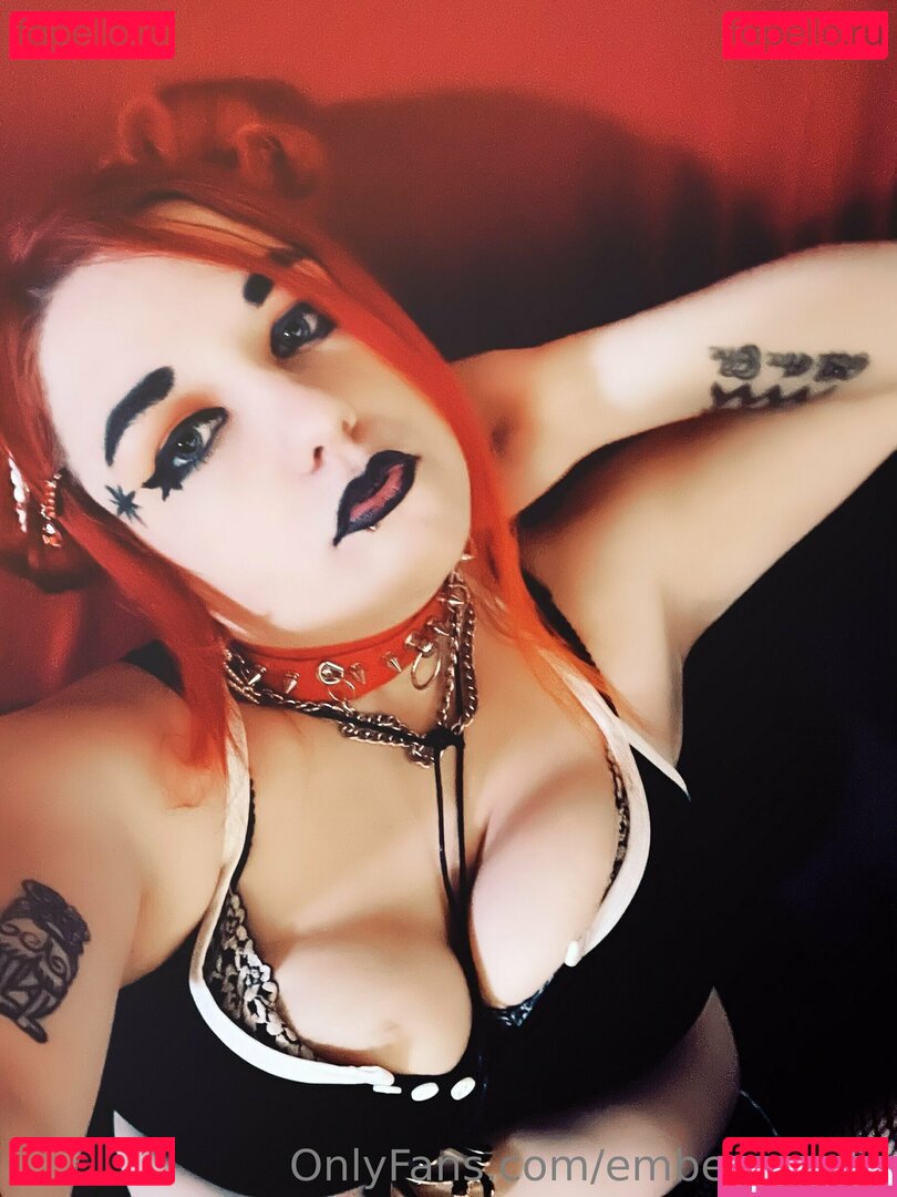 emberdarling / embergemini Onlyfans Photo Gallery 