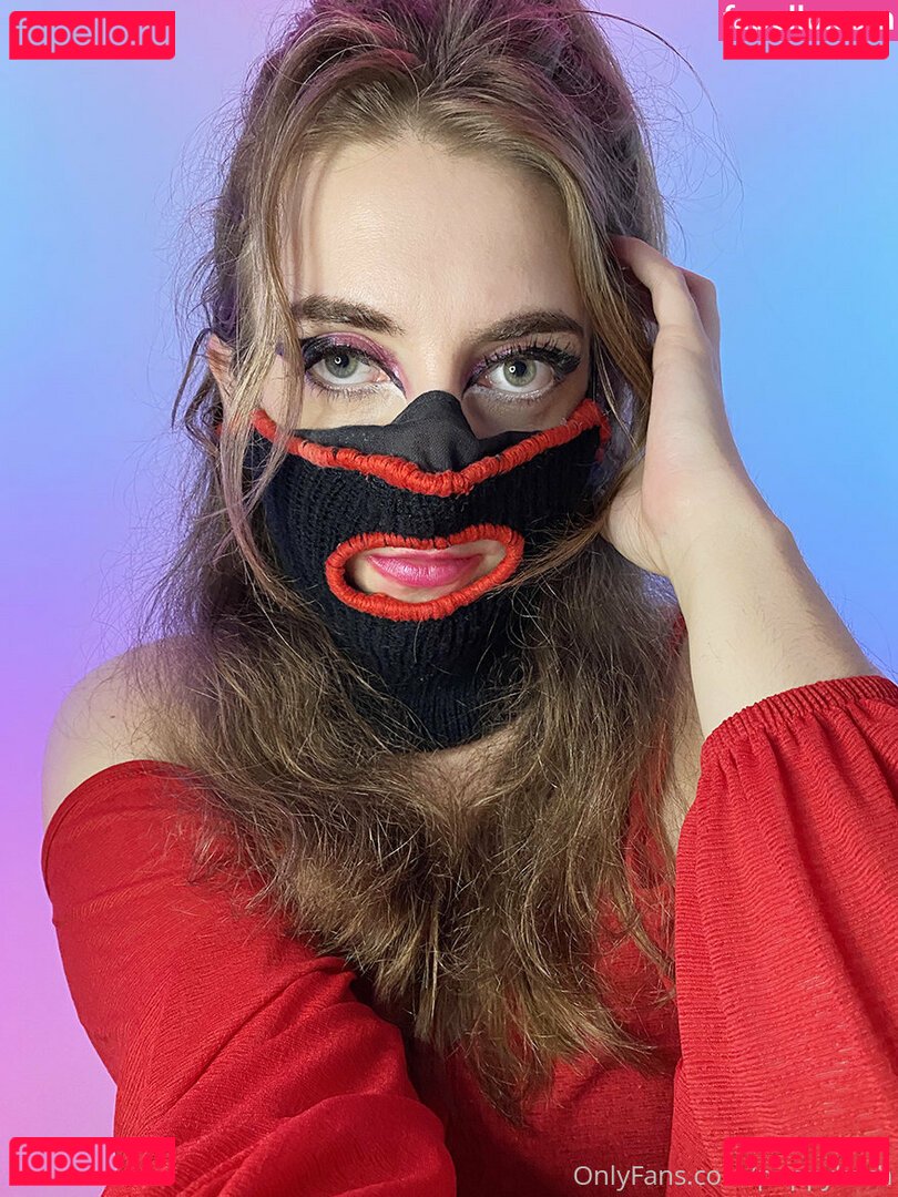 poppykoch / poppykoch_ Onlyfans Photo Gallery 