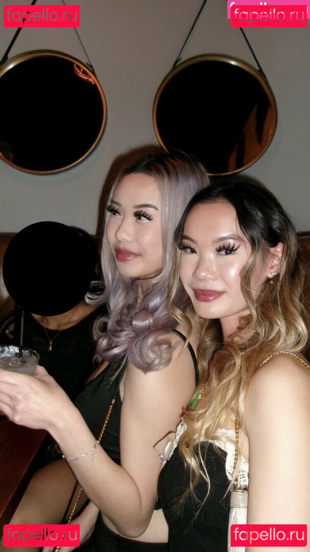 Winnie & Connie / connnieex / connperignon Onlyfans Photo Gallery 