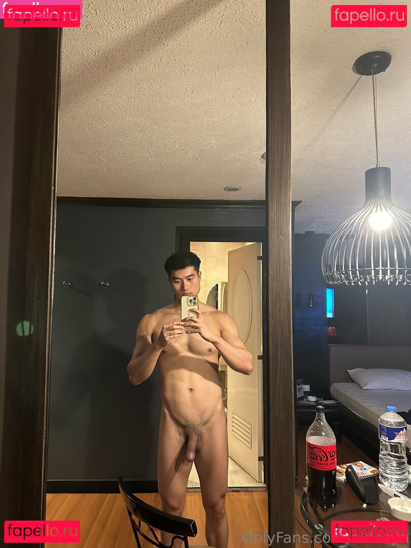 aidenjin / aidenjinng Nude Onlyfans Photo 3