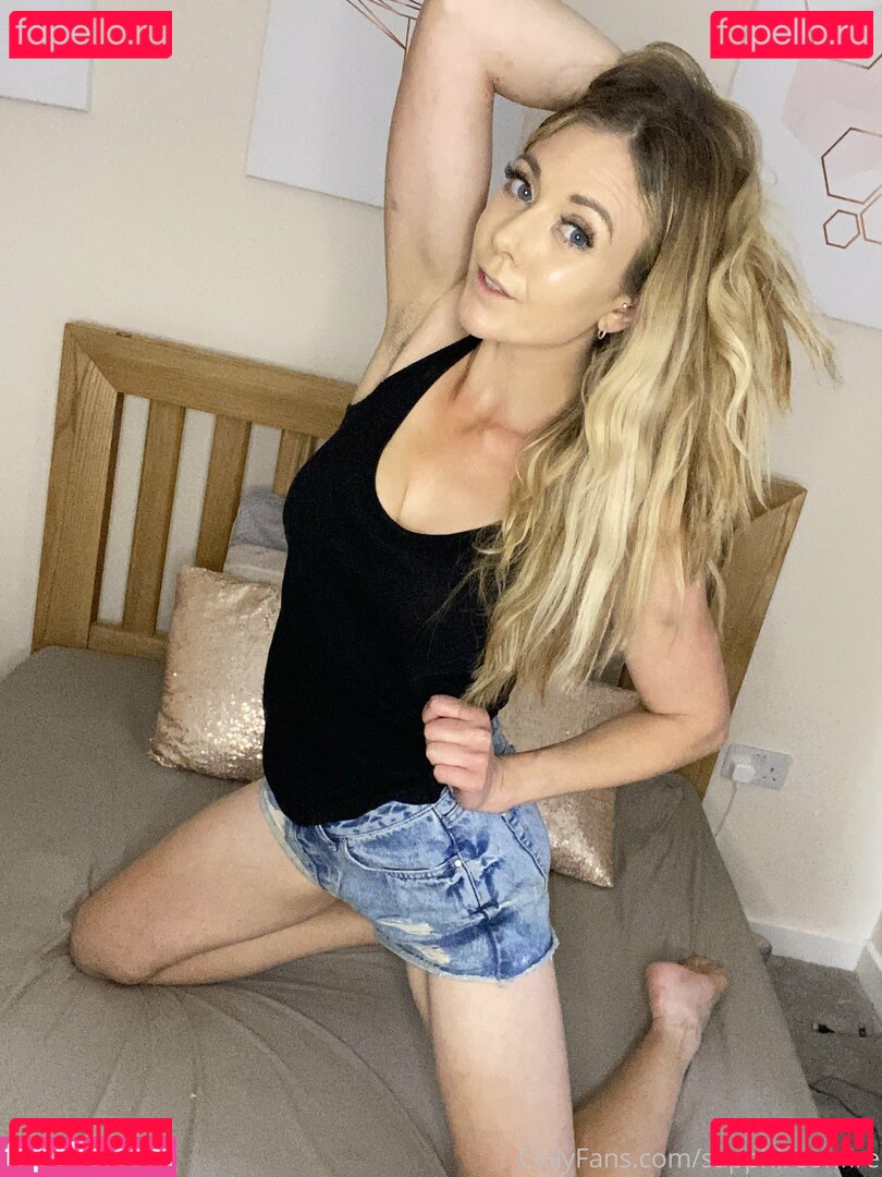 sapphireonfire / sapphireonfirex Onlyfans Photo Gallery 