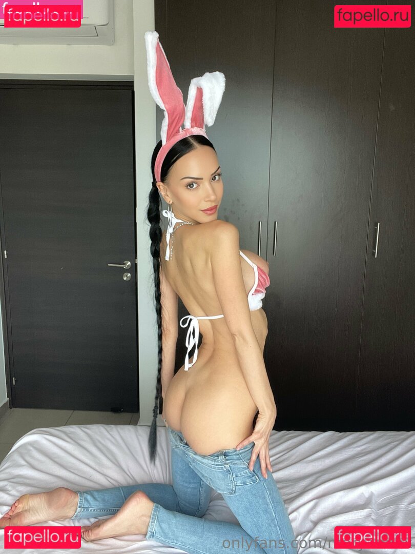 maryannax / petitemaryannax Onlyfans Photo Gallery 