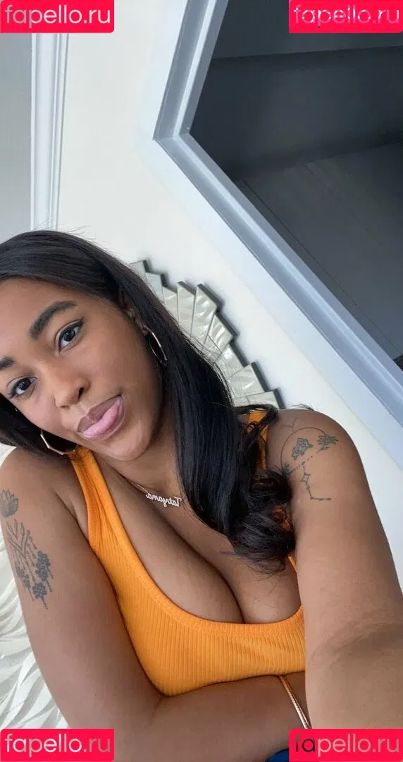 TatyMx Onlyfans Photo Gallery 