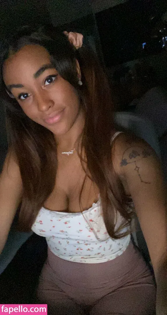 TatyMx Onlyfans Photo Gallery 