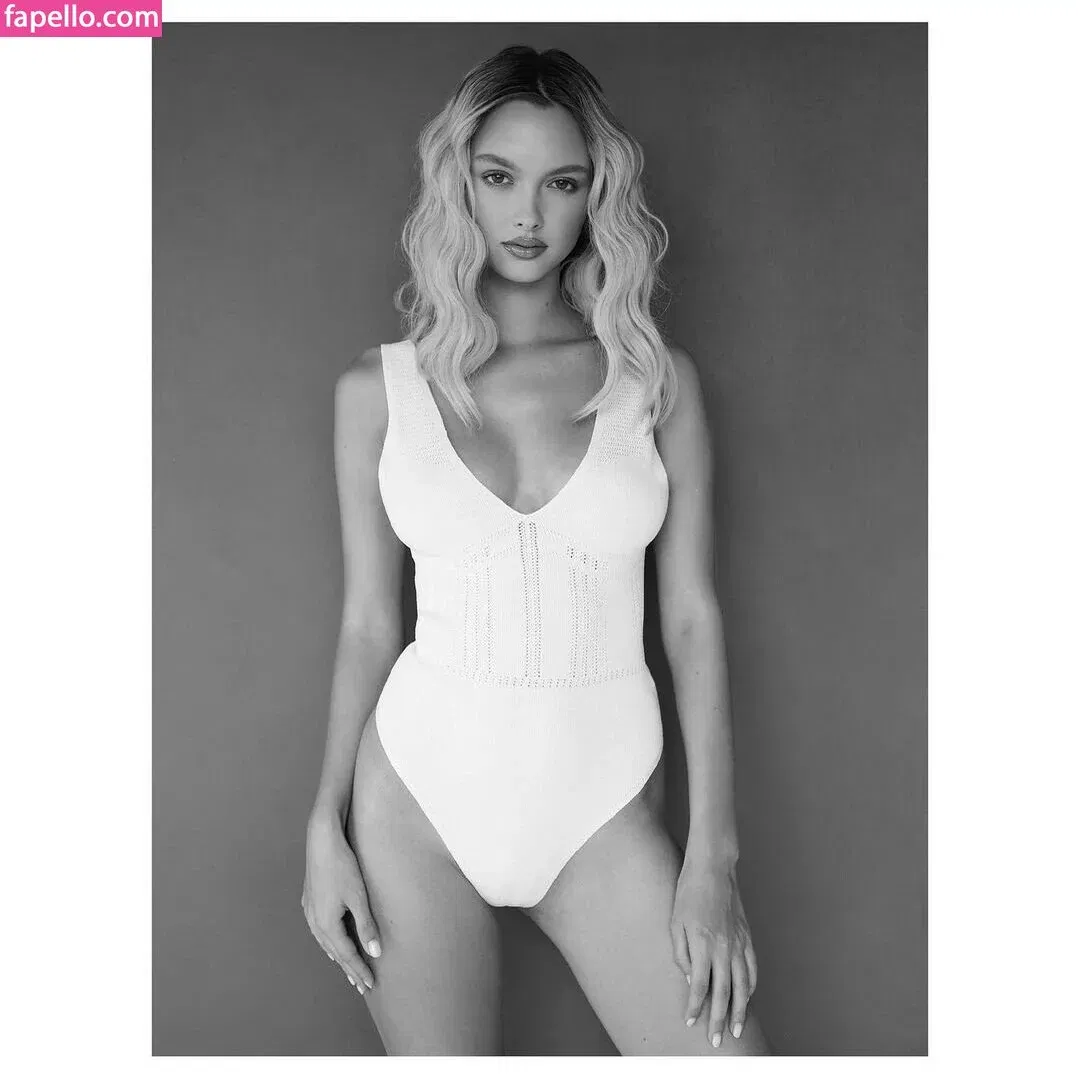 Chloe Avenaim Onlyfans Photo Gallery 