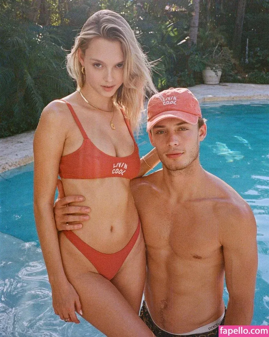 Chloe Avenaim Onlyfans Photo Gallery 