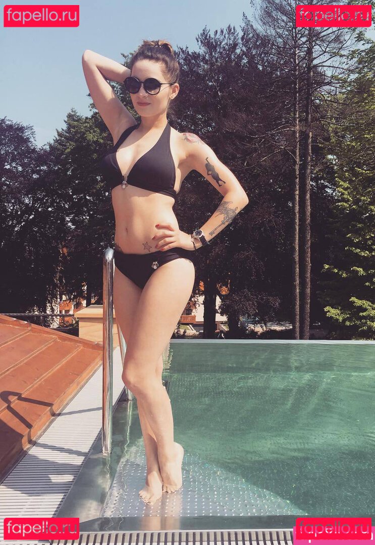 Ewelina Lisowska Onlyfans Photo Gallery 