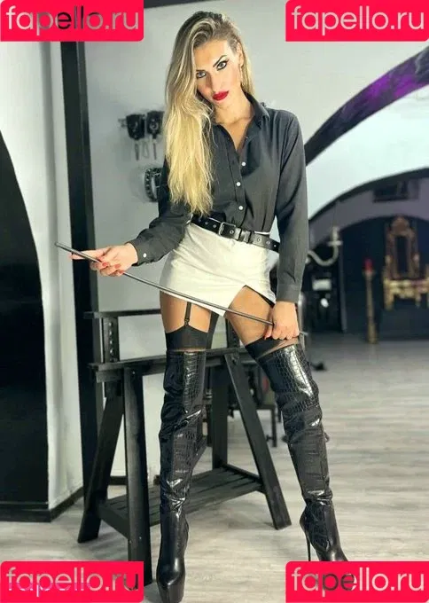 Mistress Iside Onlyfans Photo Gallery 