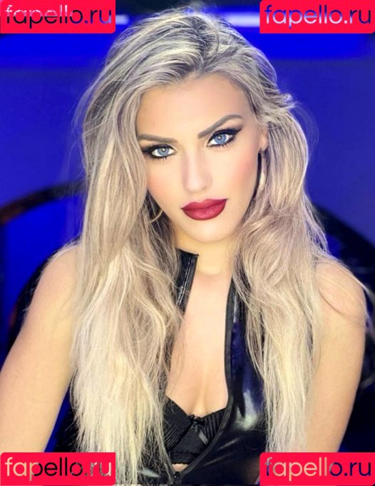 Mistress Iside Onlyfans Photo Gallery 