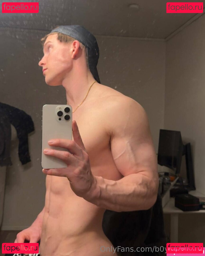 b0ysvip_free / stepyourbeergameup Onlyfans Photo Gallery 