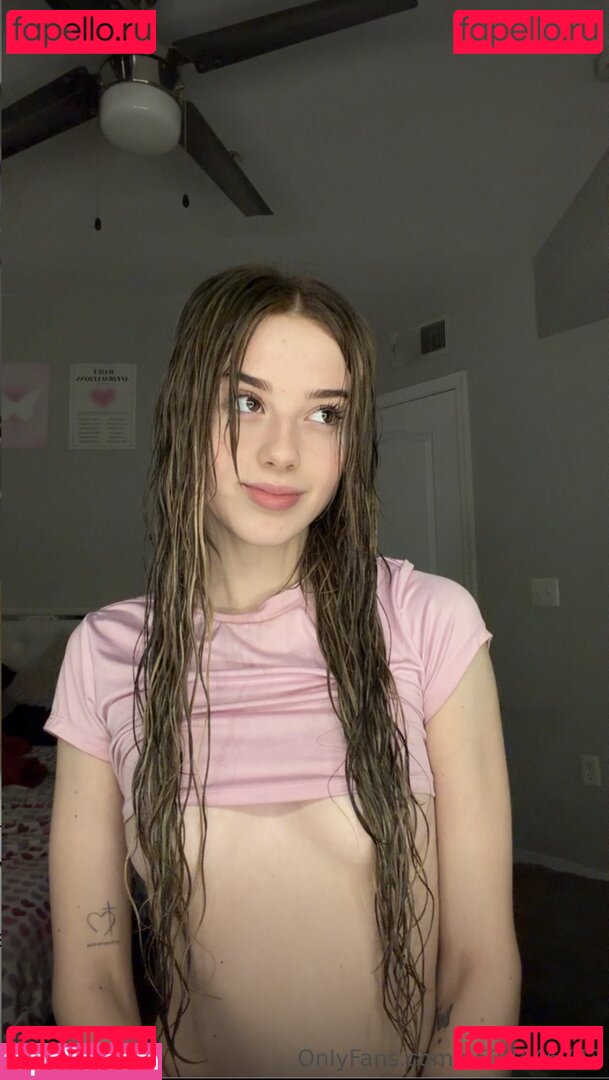 Estelle Harper / estelleharper / estelleharper_red Onlyfans Photo Gallery 