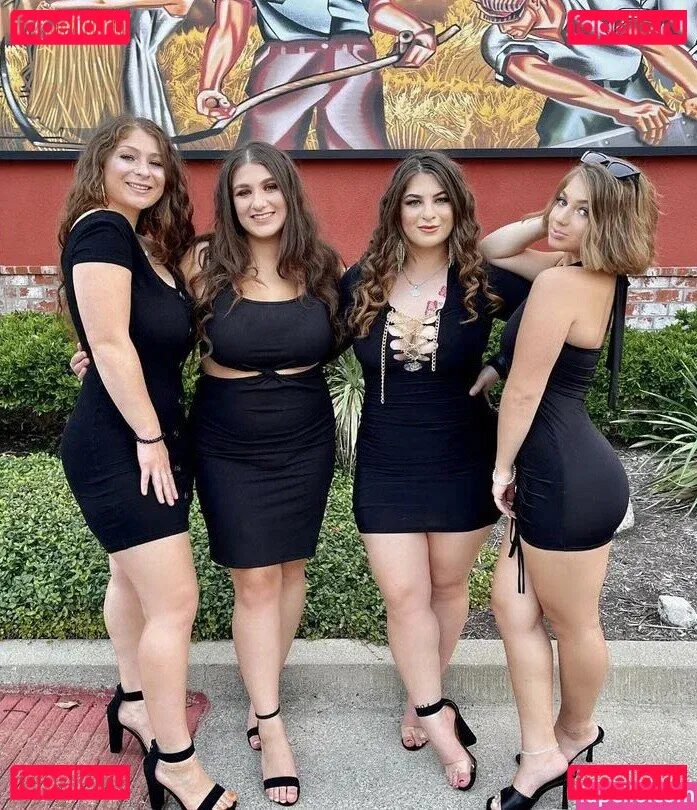 Hashemi Sisters Onlyfans Photo Gallery 