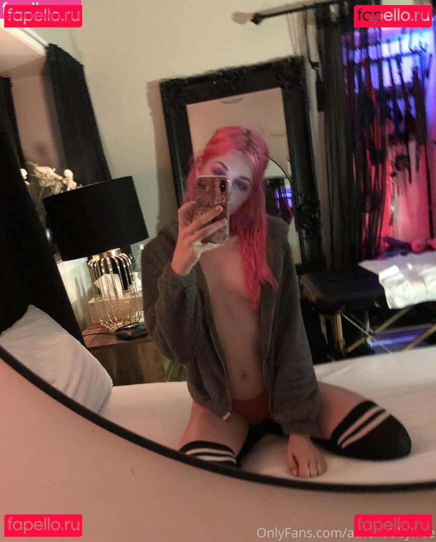 cfletchhhhh / kitty_baby_free Onlyfans Photo Gallery 