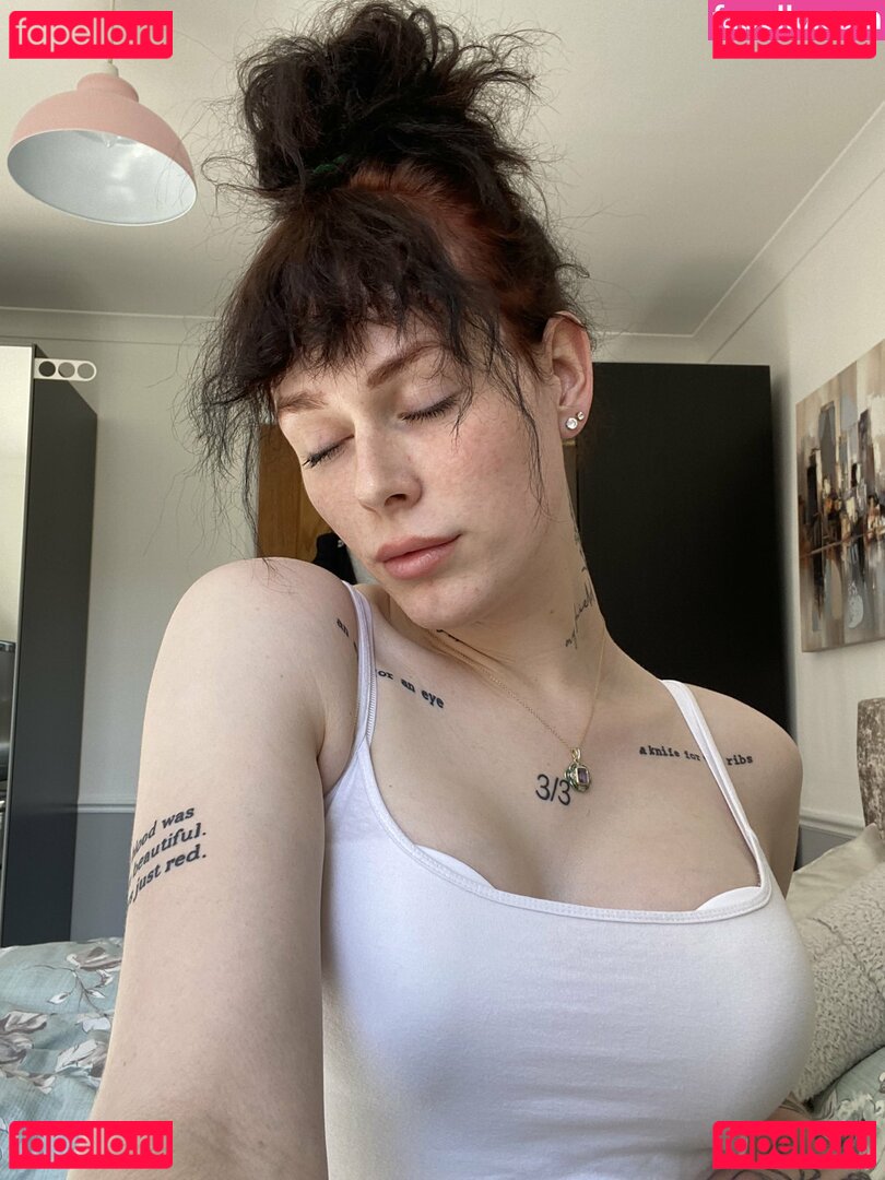 Bella Misandria / bellamisandria Onlyfans Photo Gallery 