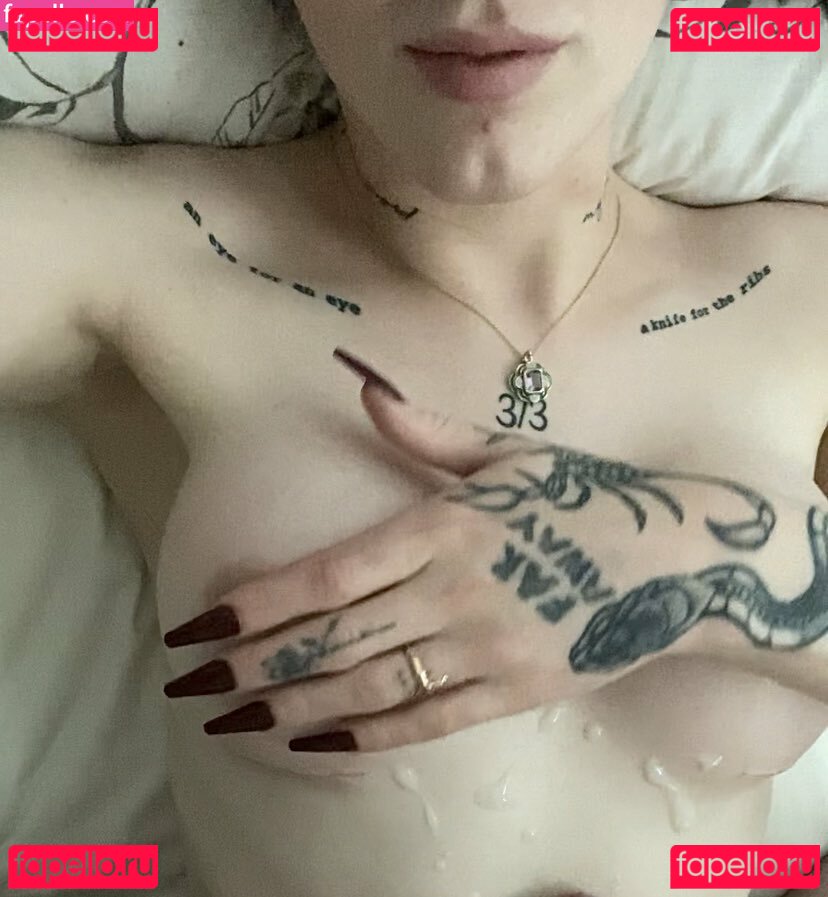 Bella Misandria / bellamisandria Onlyfans Photo Gallery 