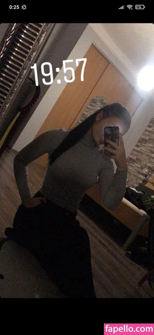 Kalicz Laura Onlyfans Photo Gallery 