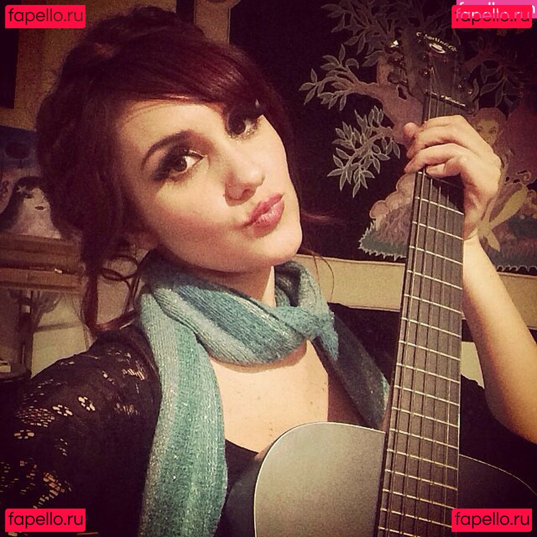 Dulce Maria / DulceMaria / dulcemar19 Onlyfans Photo Gallery 