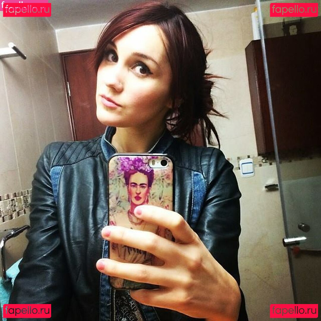 Dulce Maria / DulceMaria / dulcemar19 Onlyfans Photo Gallery 