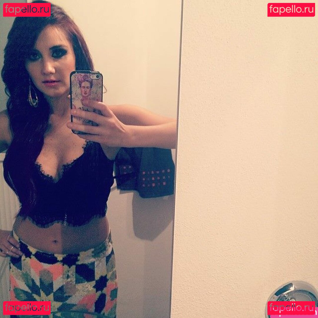 Dulce Maria / DulceMaria / dulcemar19 Onlyfans Photo Gallery 