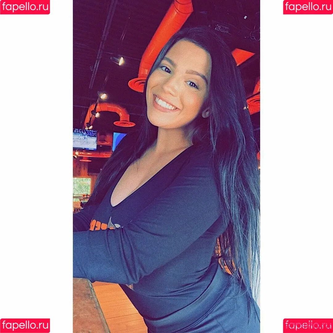 Kaylee Burnett Onlyfans Photo Gallery 