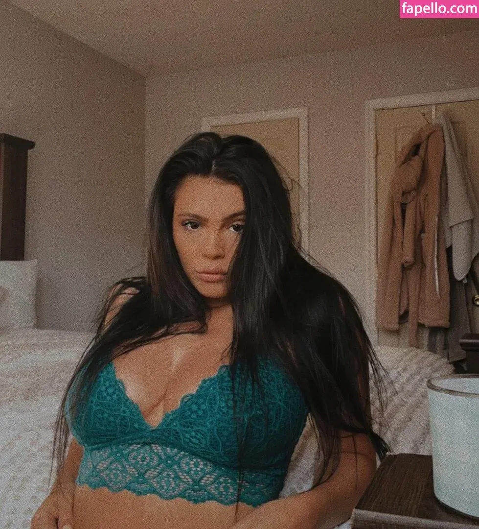 Kaylee Burnett Onlyfans Photo Gallery 