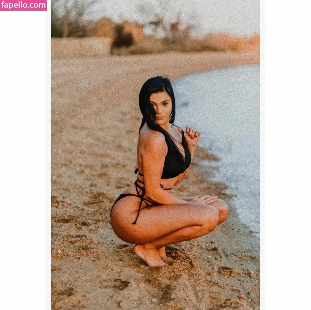 Kaylee Burnett Onlyfans Photo Gallery 