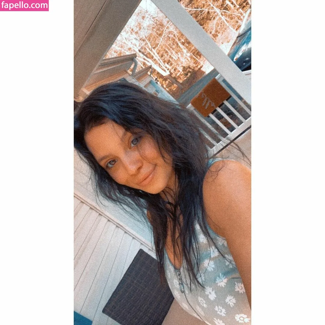 Kaylee Burnett Onlyfans Photo Gallery 