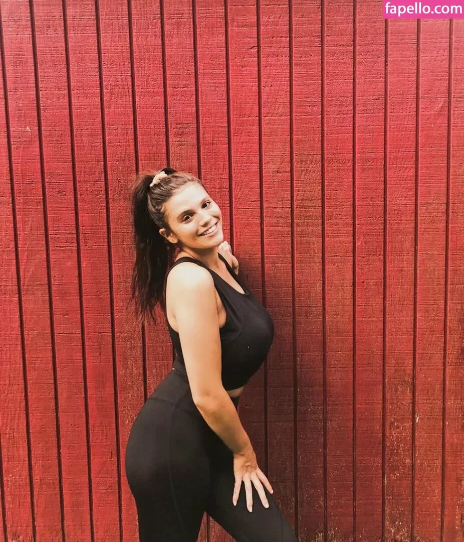 Kaylee Burnett Onlyfans Photo Gallery 