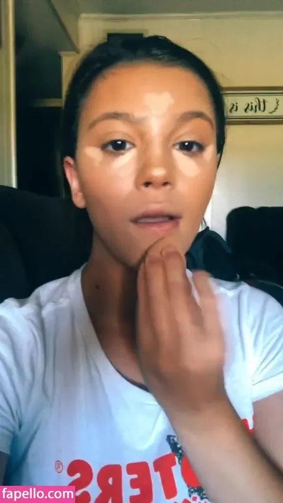 Kaylee Burnett Onlyfans Photo Gallery 