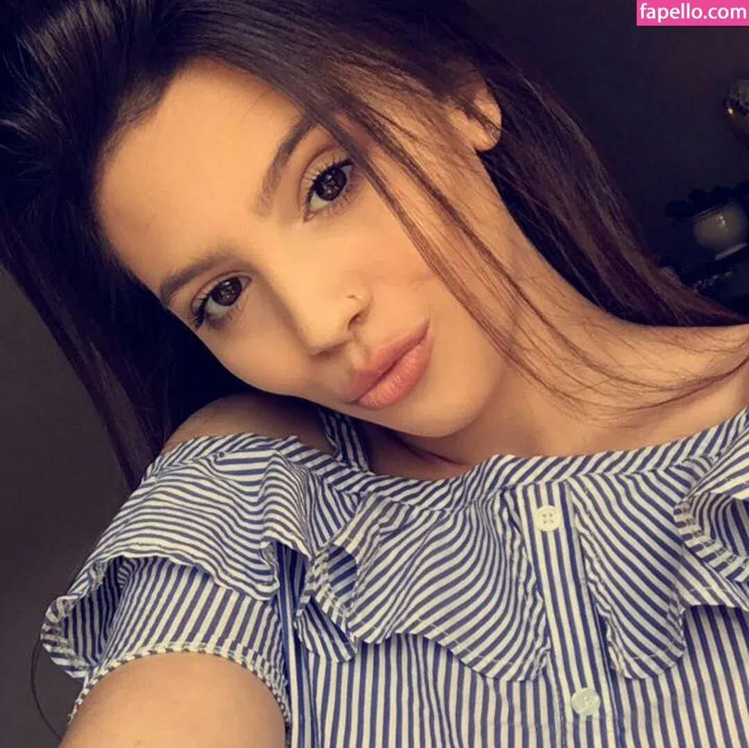 Kaylee Burnett Onlyfans Photo Gallery 