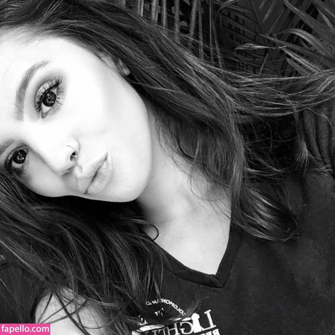 Kaylee Burnett Onlyfans Photo Gallery 