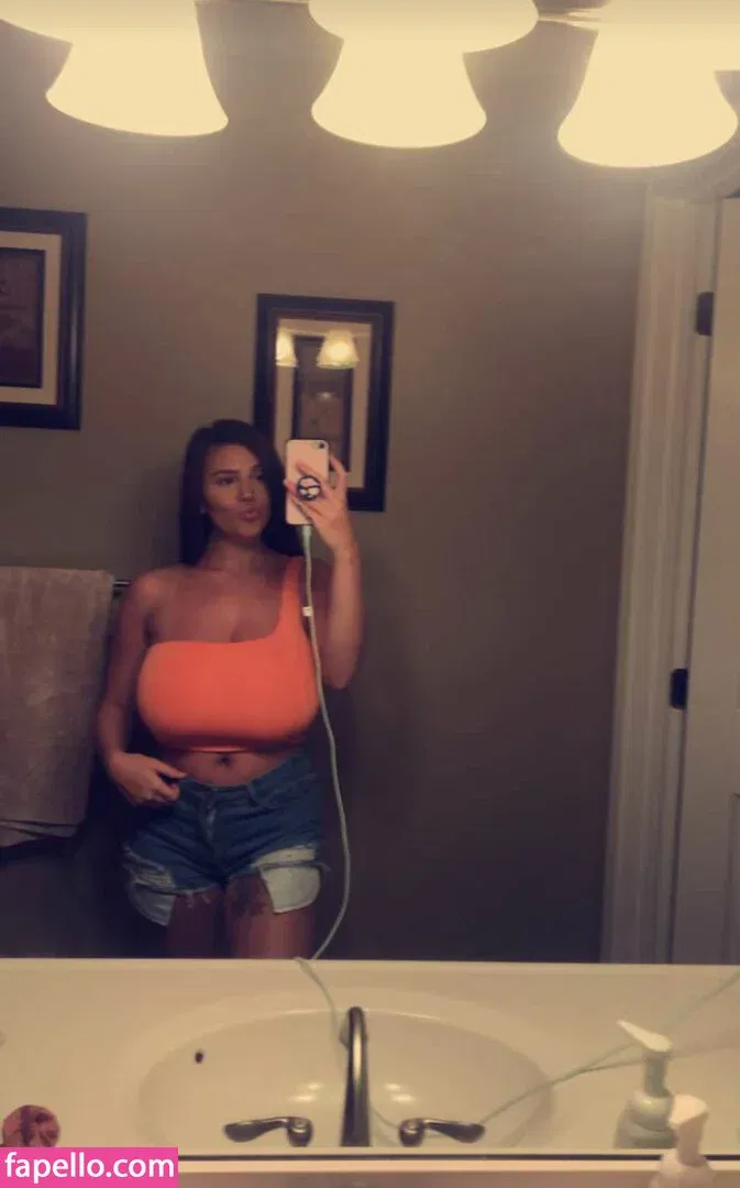 Kaylee Burnett Onlyfans Photo Gallery 