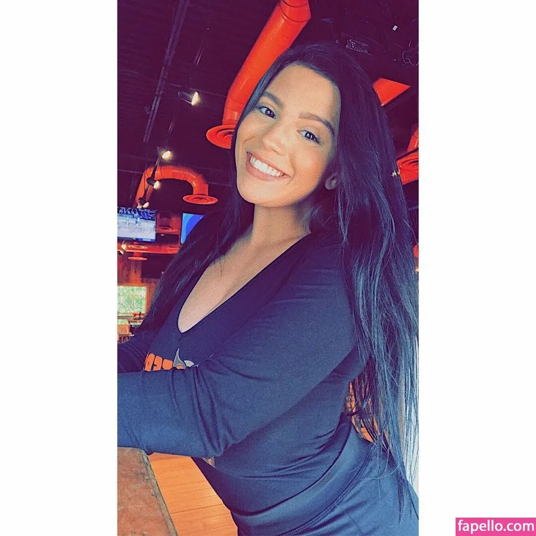 Kaylee Burnett Onlyfans Photo Gallery 