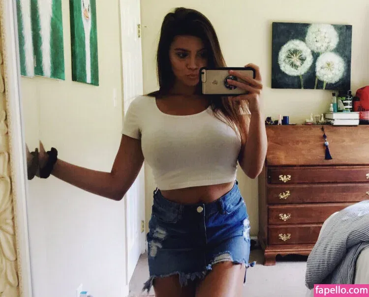 Kaylee Burnett Onlyfans Photo Gallery 